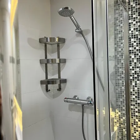 Апартаменти Haza *